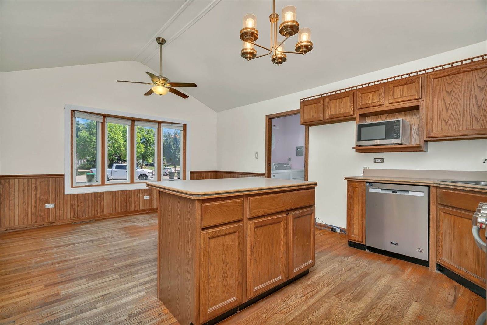 24635 South Alessio Court, Channahon, IL 60410