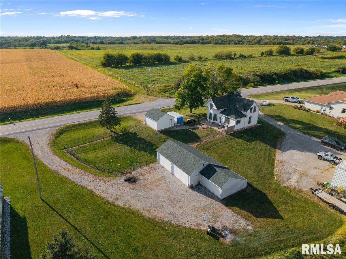 12505 70TH Avenue, Blue Grass, IA 52726