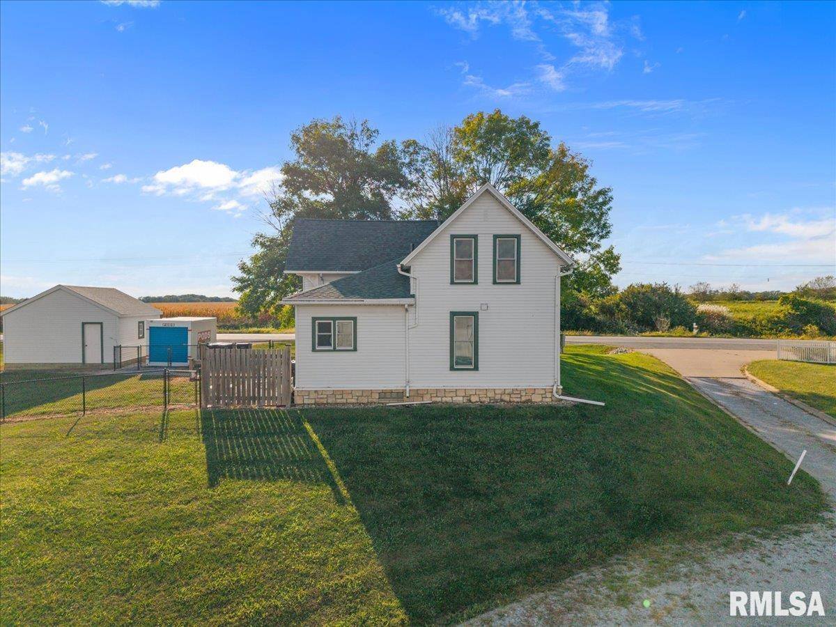 12505 70TH Avenue, Blue Grass, IA 52726