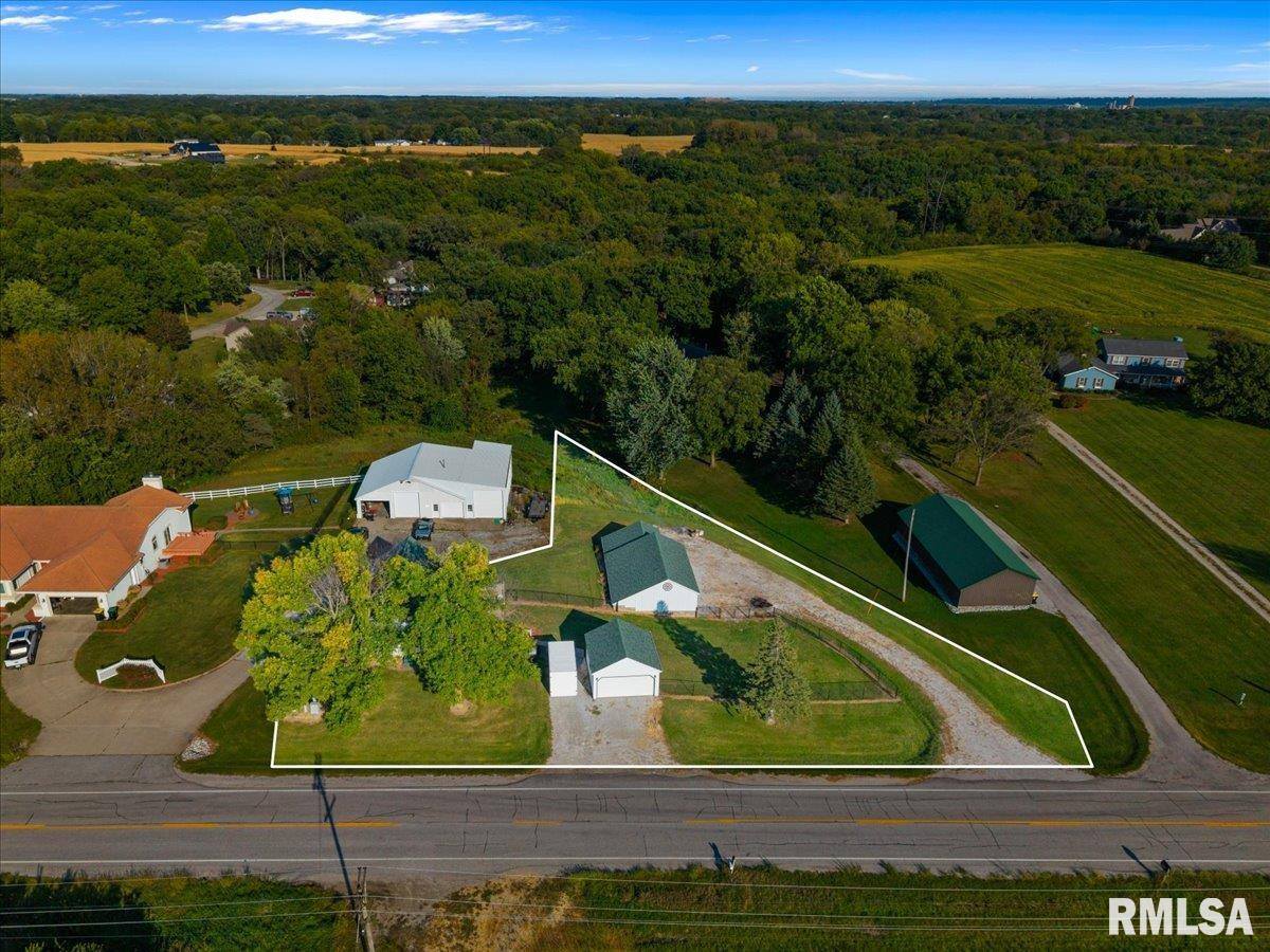 12505 70TH Avenue, Blue Grass, IA 52726