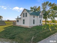 12505 70TH Avenue, Blue Grass, IA 52726