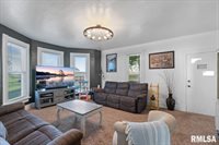 12505 70TH Avenue, Blue Grass, IA 52726