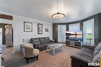 12505 70TH Avenue, Blue Grass, IA 52726