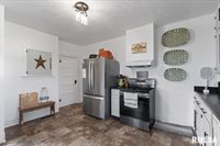 12505 70TH Avenue, Blue Grass, IA 52726