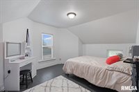 12505 70TH Avenue, Blue Grass, IA 52726