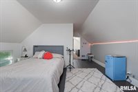 12505 70TH Avenue, Blue Grass, IA 52726