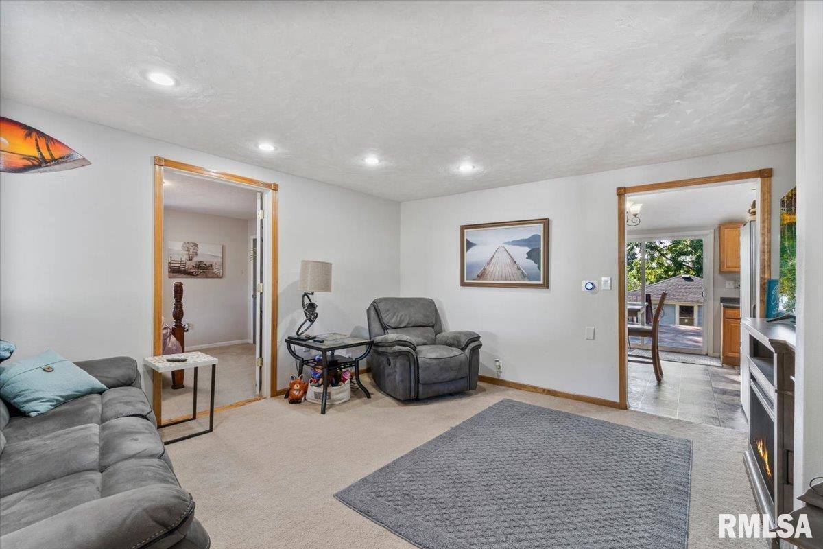 613 North High Street, Port Byron, IL 61275