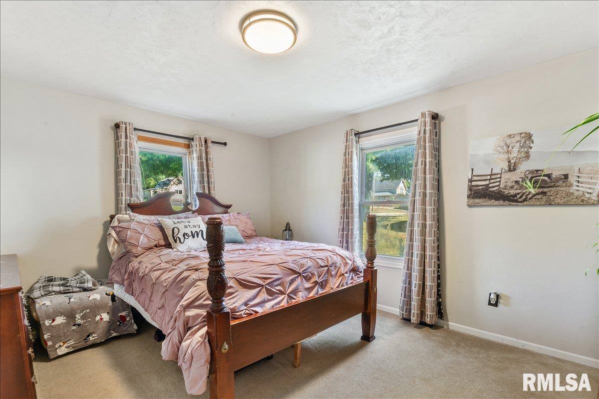 613 North High Street, Port Byron, IL 61275