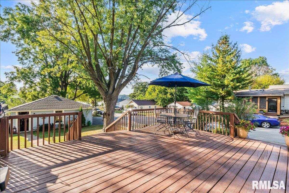 613 North High Street, Port Byron, IL 61275