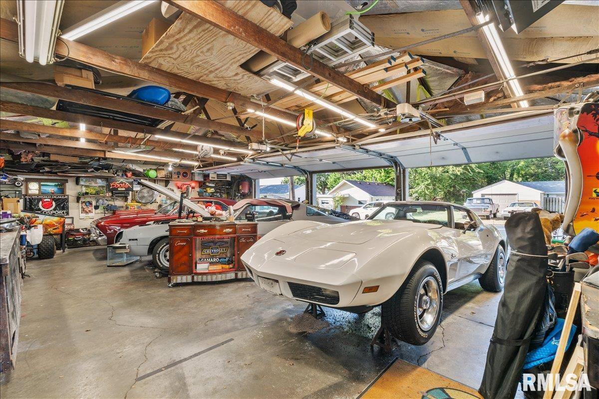 613 North High Street, Port Byron, IL 61275