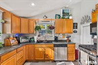 613 North High Street, Port Byron, IL 61275