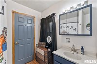 613 North High Street, Port Byron, IL 61275