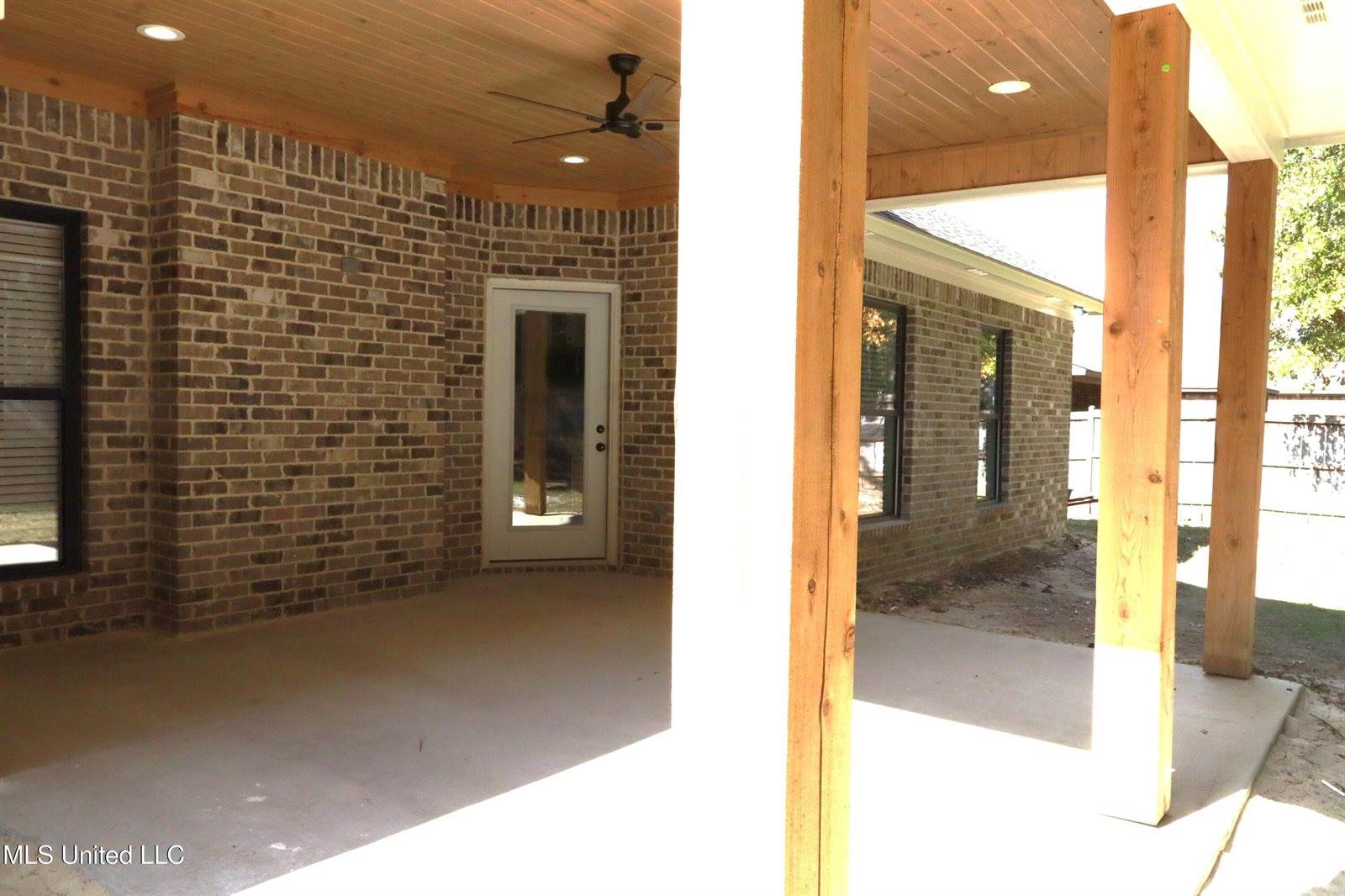 572 Turtle Lane, Brandon, MS 39047