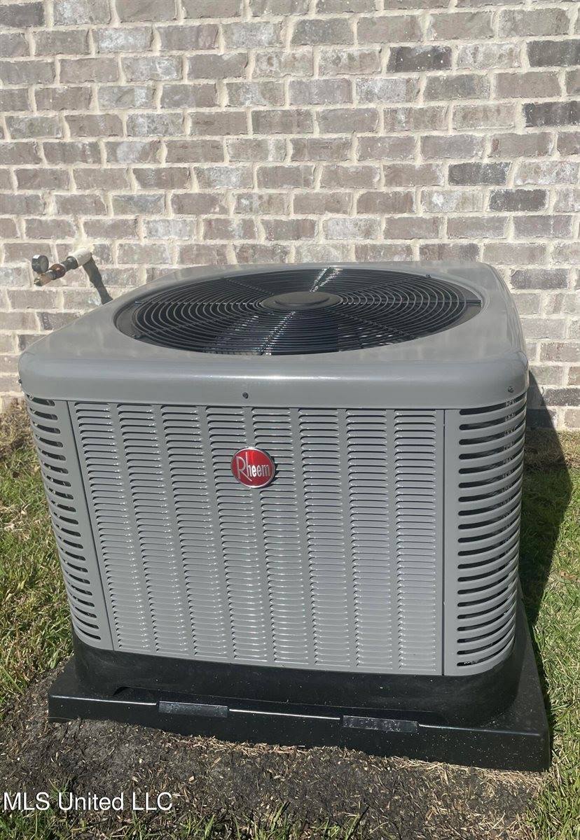 572 Turtle Lane, Brandon, MS 39047