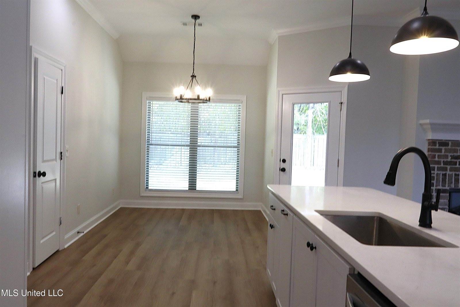 572 Turtle Lane, Brandon, MS 39047