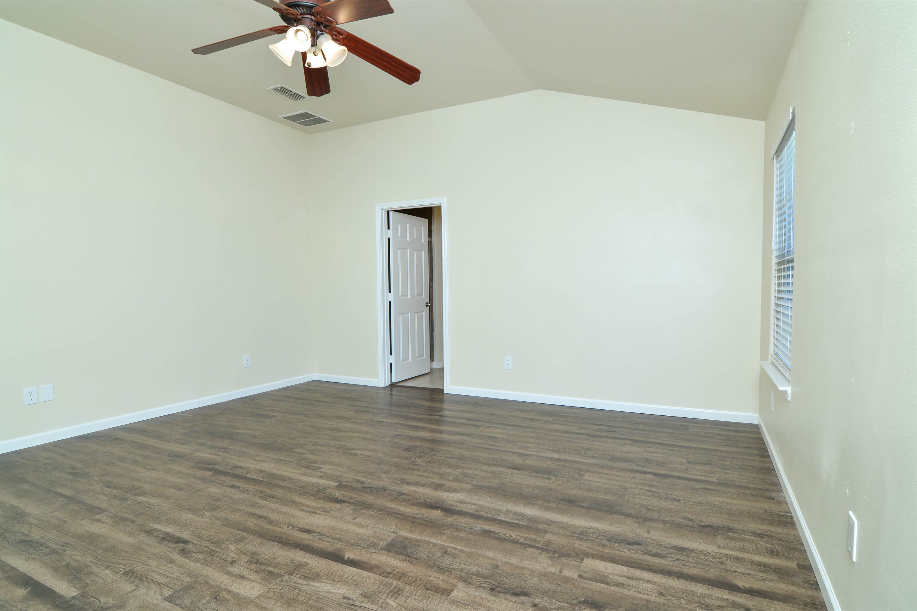 5743 108th Street, Lubbock, TX 79424