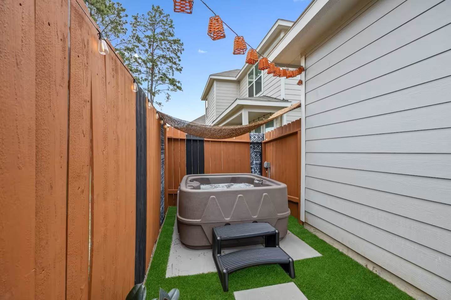 22110 King Heights Lane, Houston, TX 77073