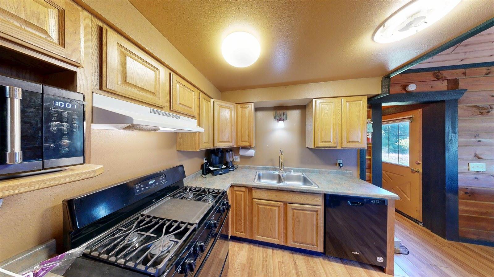 824 Waterslide Ct, Warrens, WI 54666