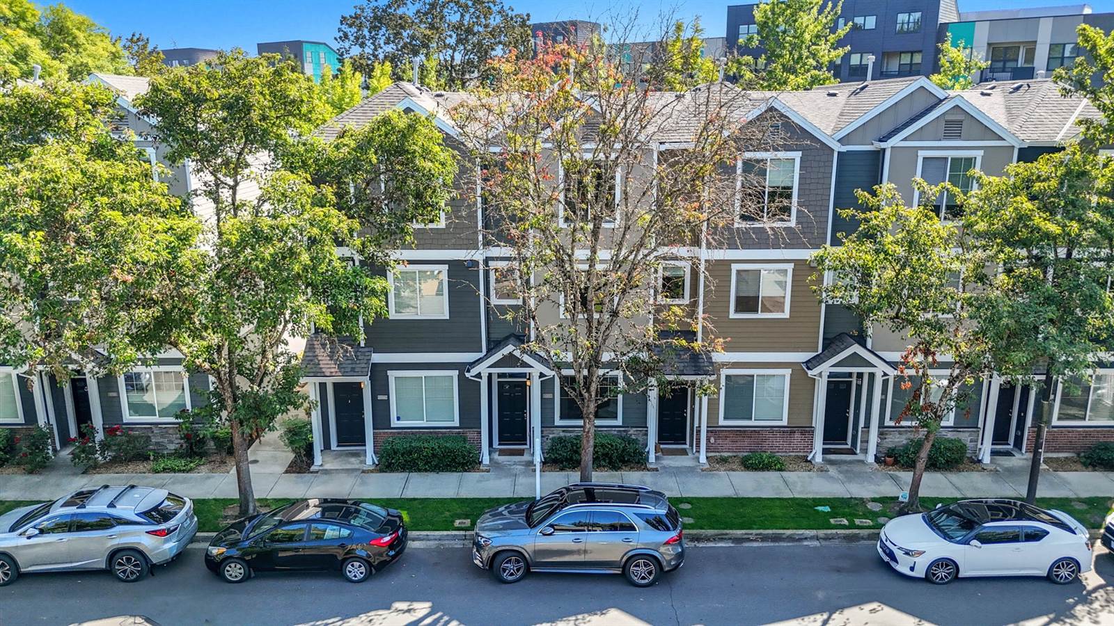 10482 SW 90th Ave, Tigard, OR 97223