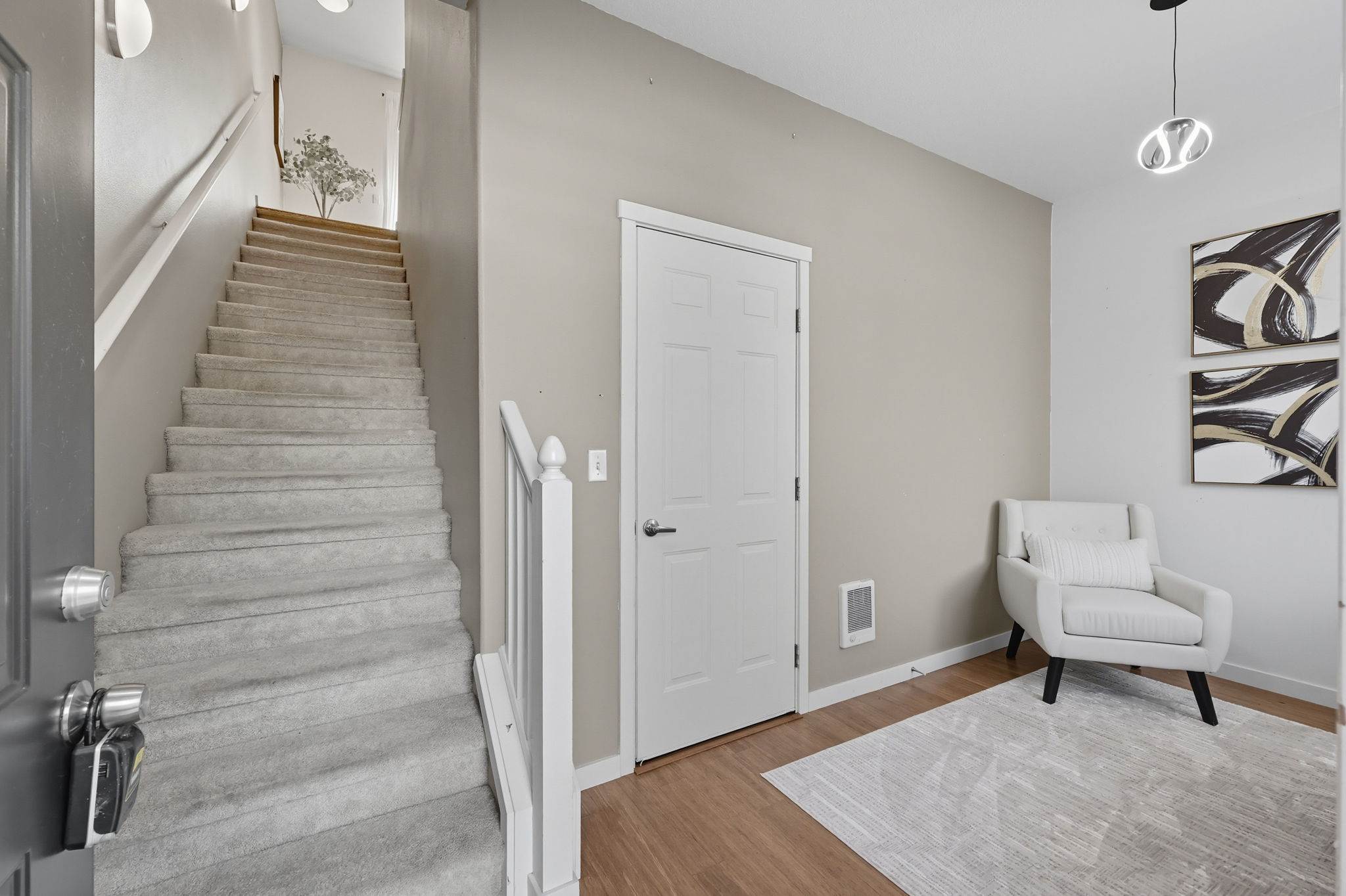 10482 SW 90th Ave, Tigard, OR 97223