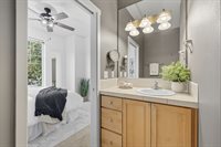 10482 SW 90th Ave, Tigard, OR 97223