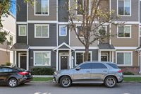 10482 SW 90th Ave, Tigard, OR 97223