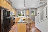 10482 SW 90th Ave, Tigard, OR 97223