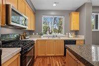 10482 SW 90th Ave, Tigard, OR 97223