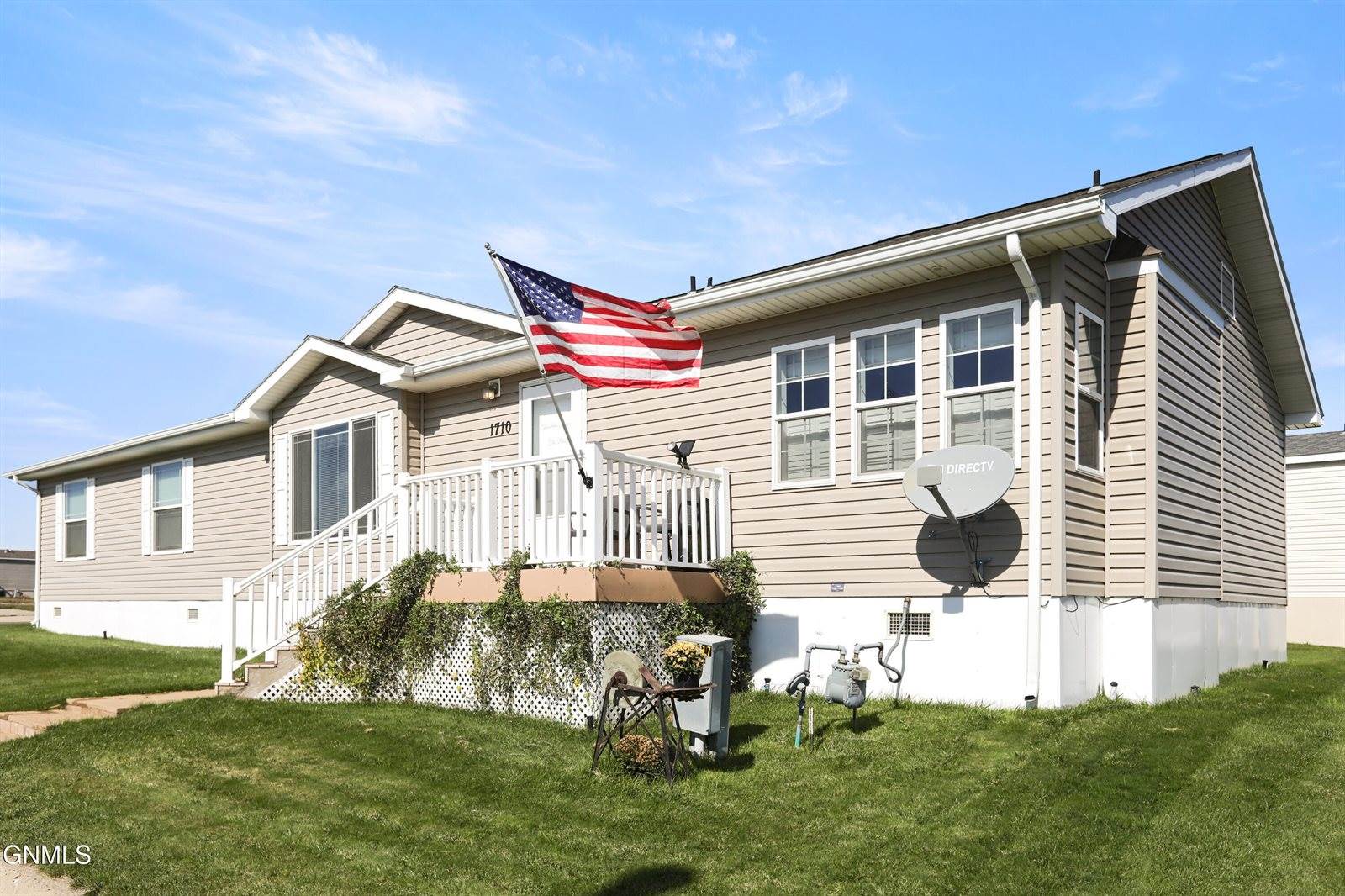 1710 35th Street West, Williston, ND 58801