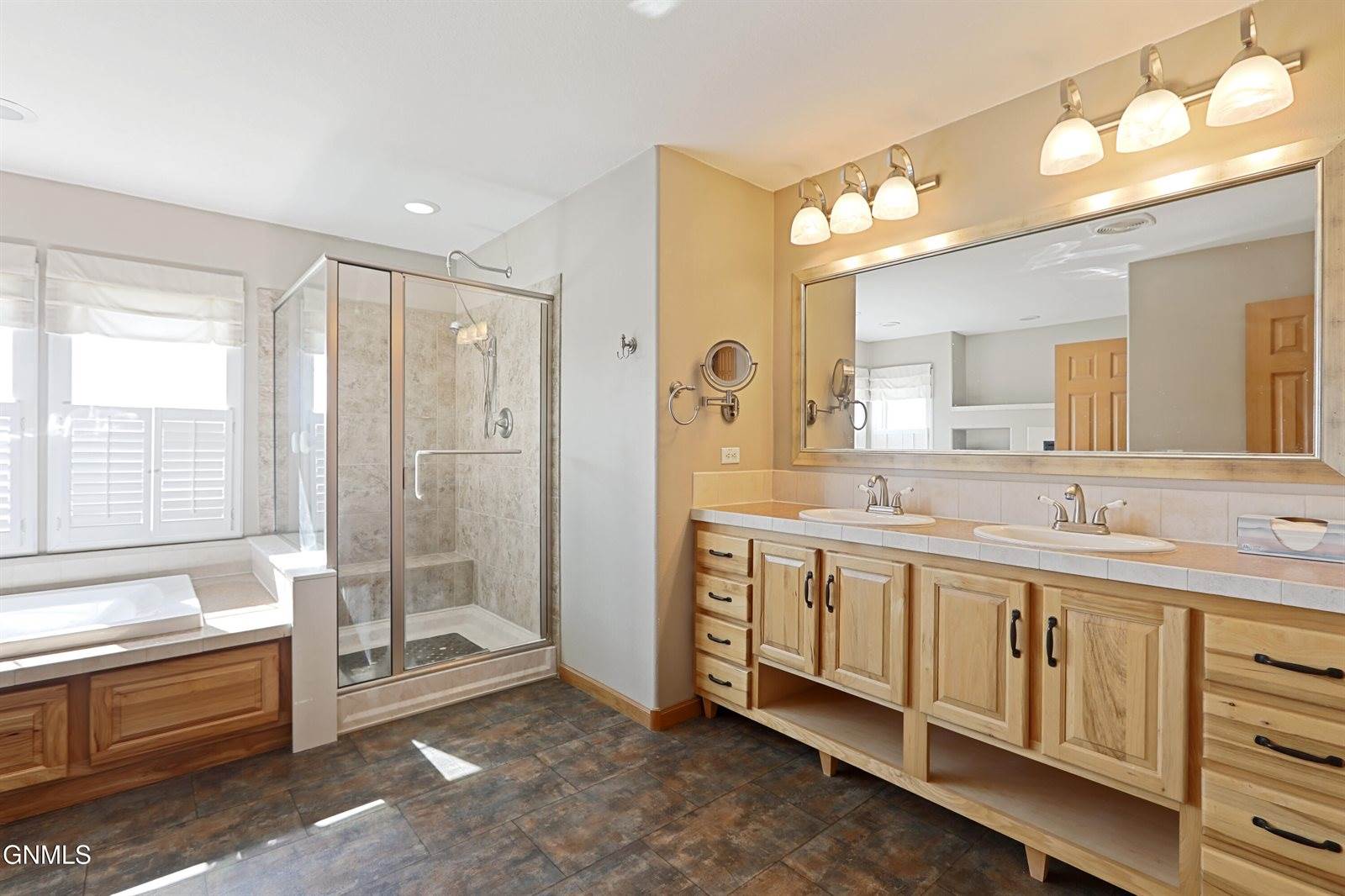 1710 35th Street West, Williston, ND 58801