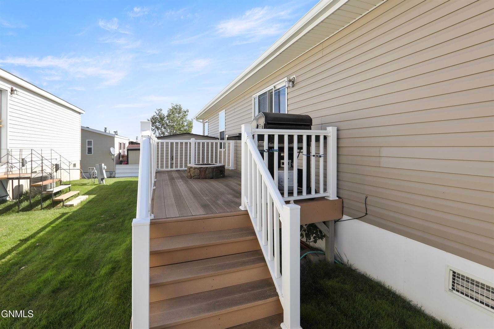 1710 35th Street West, Williston, ND 58801