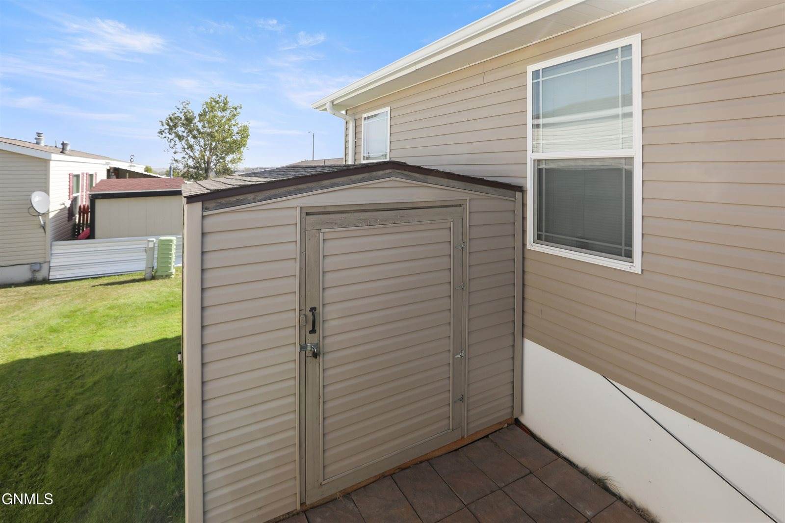 1710 35th Street West, Williston, ND 58801