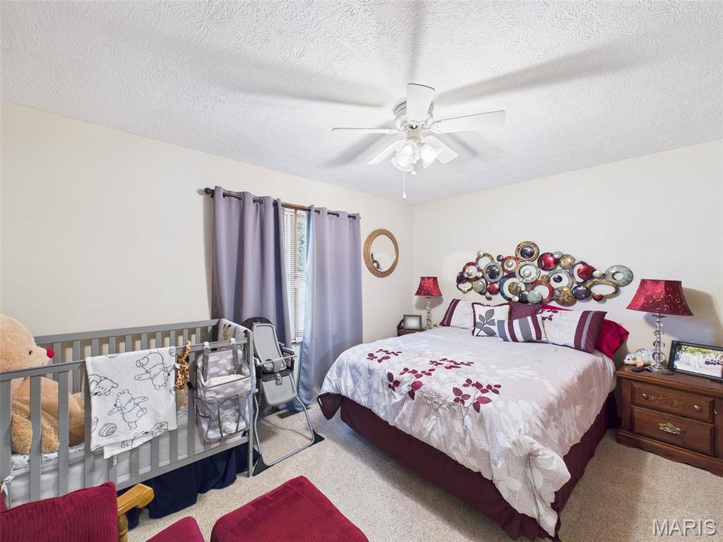 29130 Highway MM, Lebanon, MO 65536