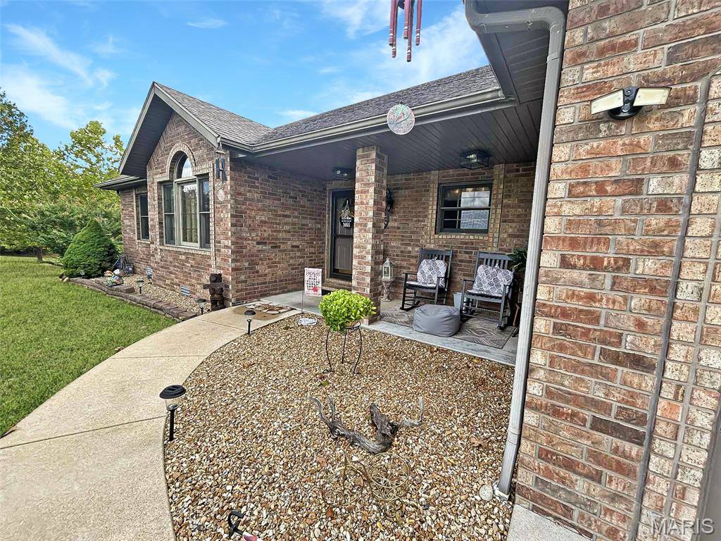 29130 Highway MM, Lebanon, MO 65536