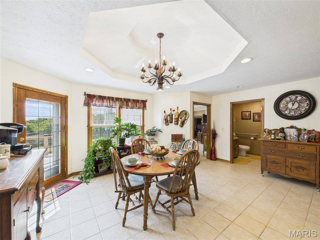 29130 Highway MM, Lebanon, MO 65536