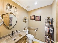 29130 Highway MM, Lebanon, MO 65536