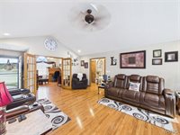 29130 Highway MM, Lebanon, MO 65536