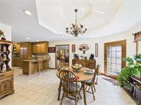 29130 Highway MM, Lebanon, MO 65536