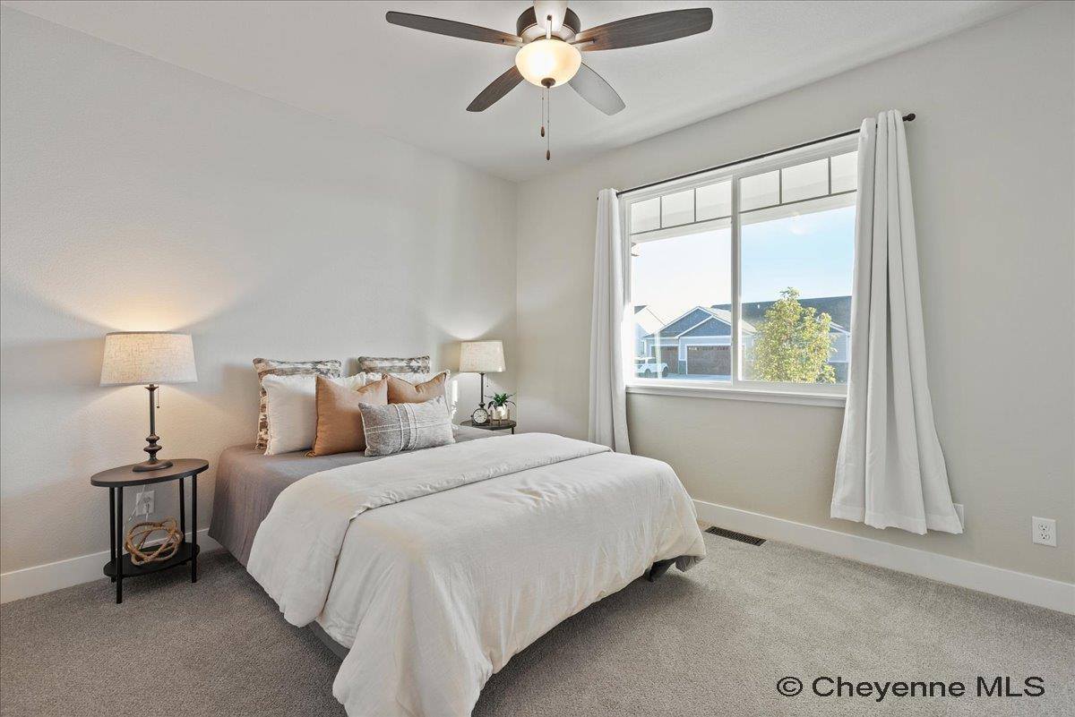 5604 Opal Dr, Cheyenne, WY 82009