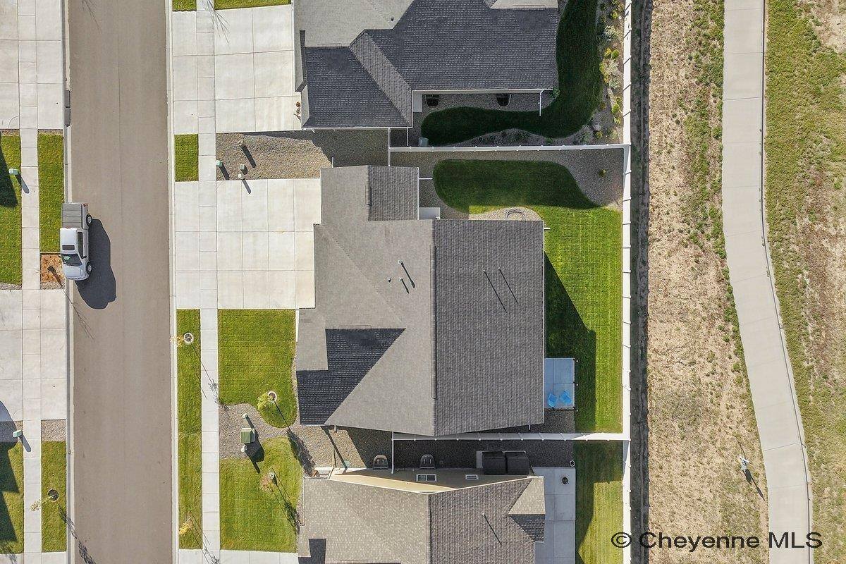 5604 Opal Dr, Cheyenne, WY 82009