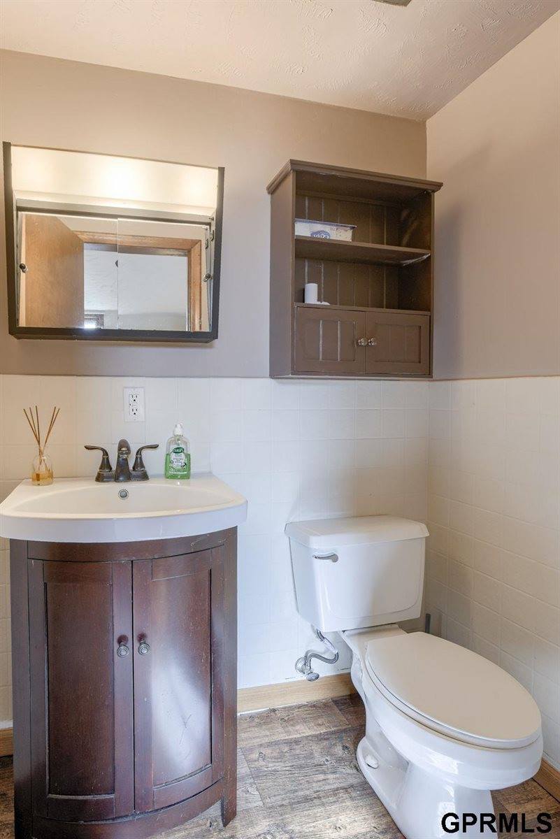 13116 Southdale Circle, Omaha, NE 68137