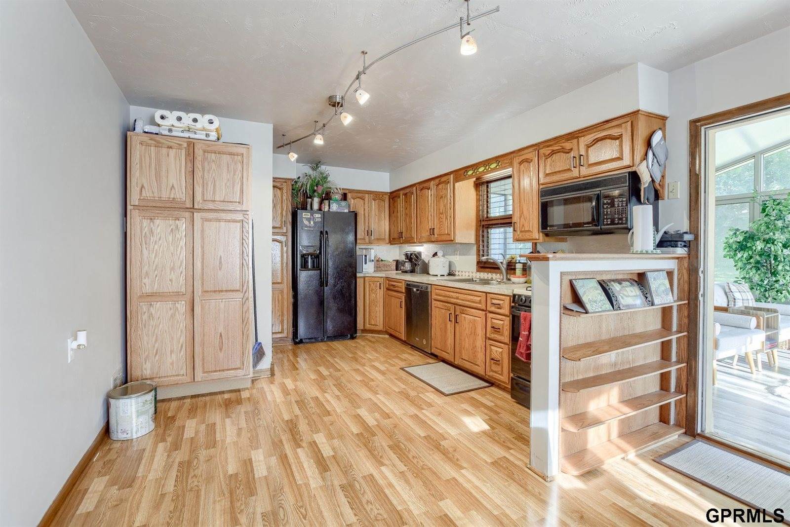 13116 Southdale Circle, Omaha, NE 68137