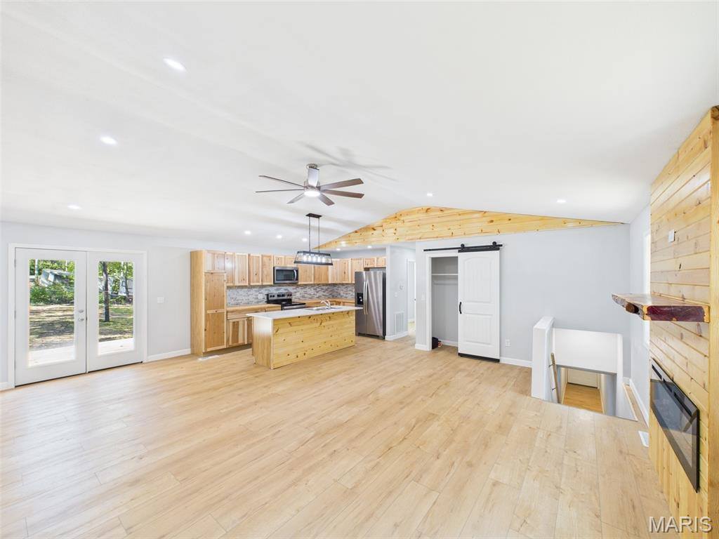 14275 Happy Drive, Dixon, MO 65459