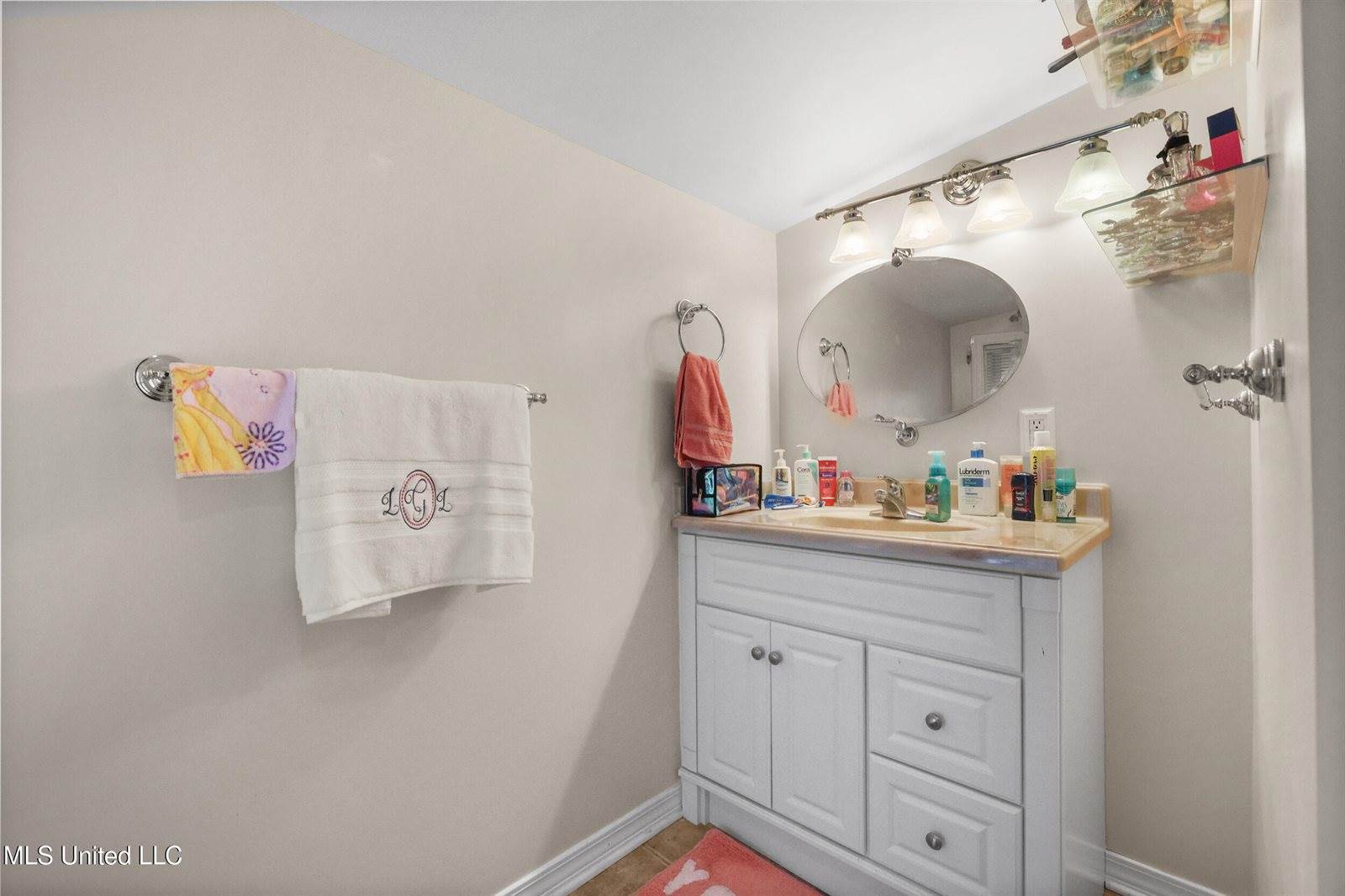 6518 Mauna Loa Court, Diamondhead, MS 39525