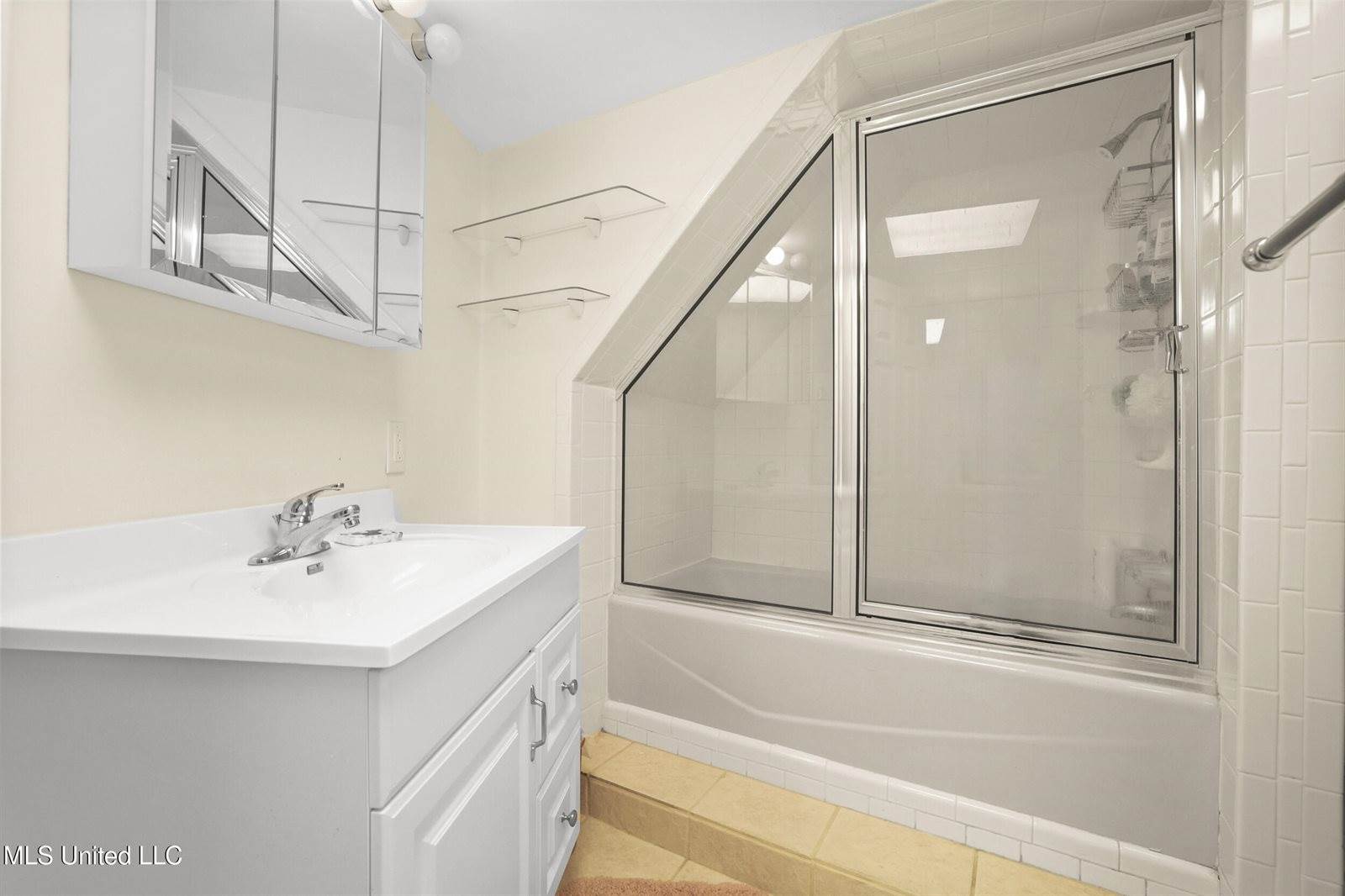 6518 Mauna Loa Court, Diamondhead, MS 39525