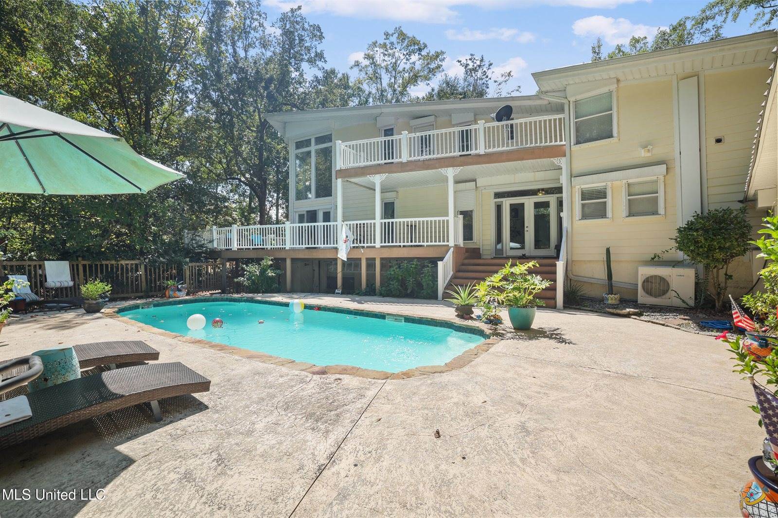 6518 Mauna Loa Court, Diamondhead, MS 39525