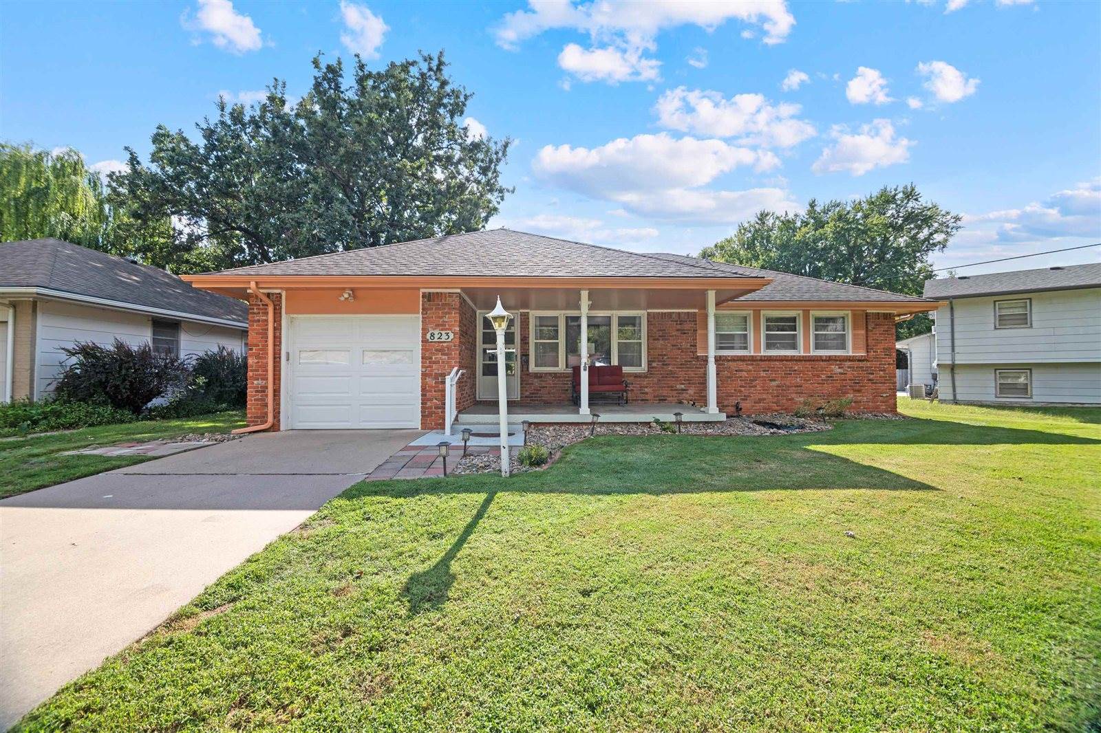 823 East English Ct, Derby, KS 67037