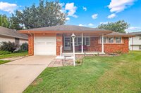 823 East English Ct, Derby, KS 67037