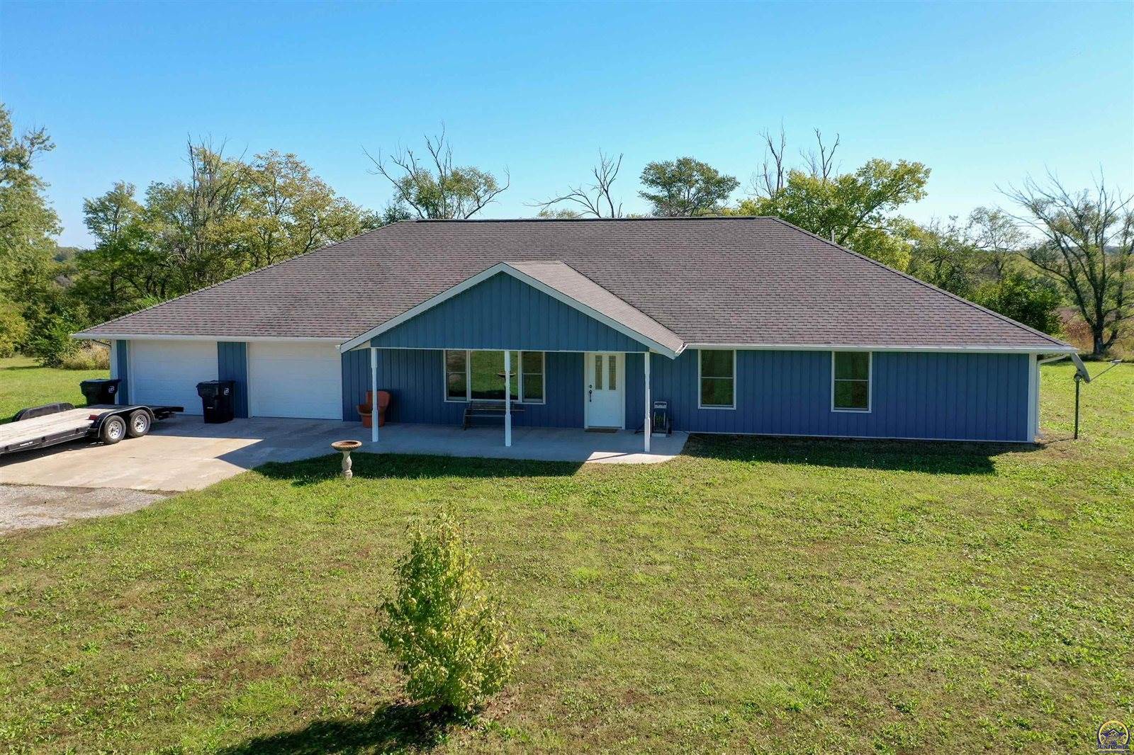 8922 K-4 Hwy, Meriden, KS 66512