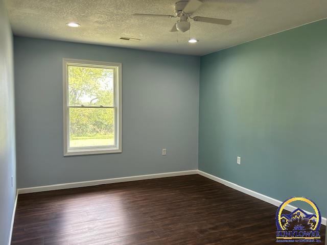 8922 K-4 Hwy, Meriden, KS 66512